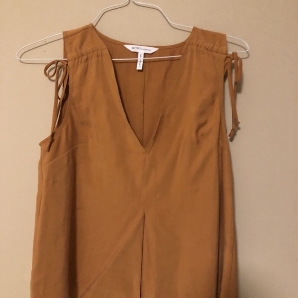 BCBGeneration Sleeveless Shoulder-Tie Tank - Picture 3 of 5